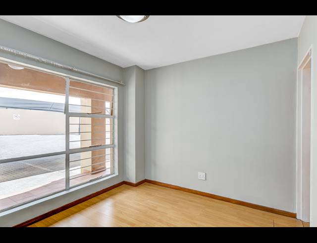 2 BEDROOM APARTMENT FOR SALE IN BLACKHEATH